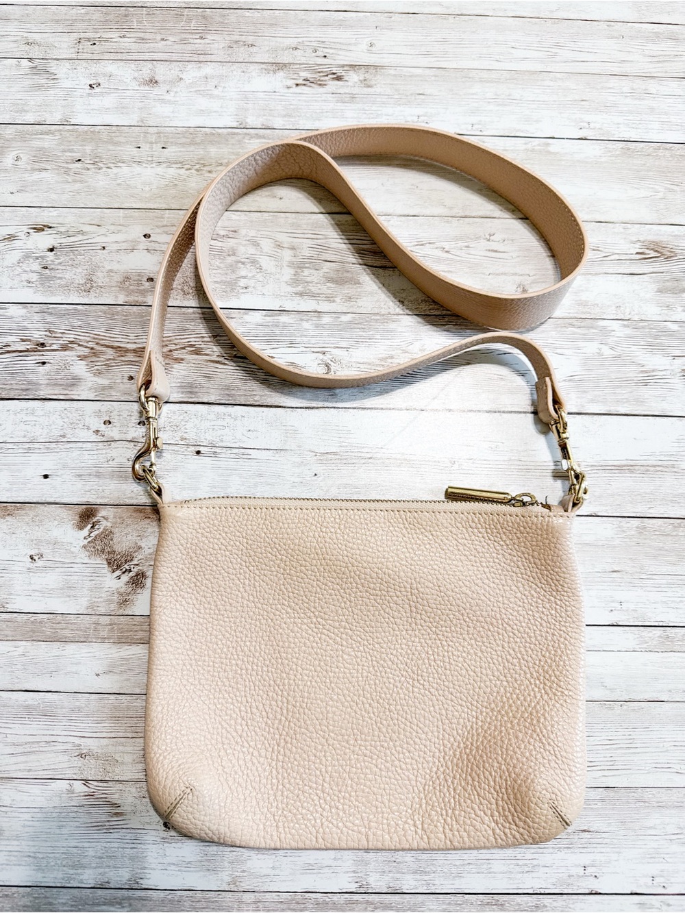 Cuyana Curved Crossbody Pouch Bag in Stone - Picture 2 of 11